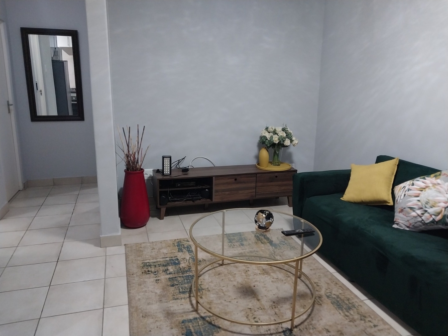 2 Bedroom Property for Sale in Amalinda Eastern Cape